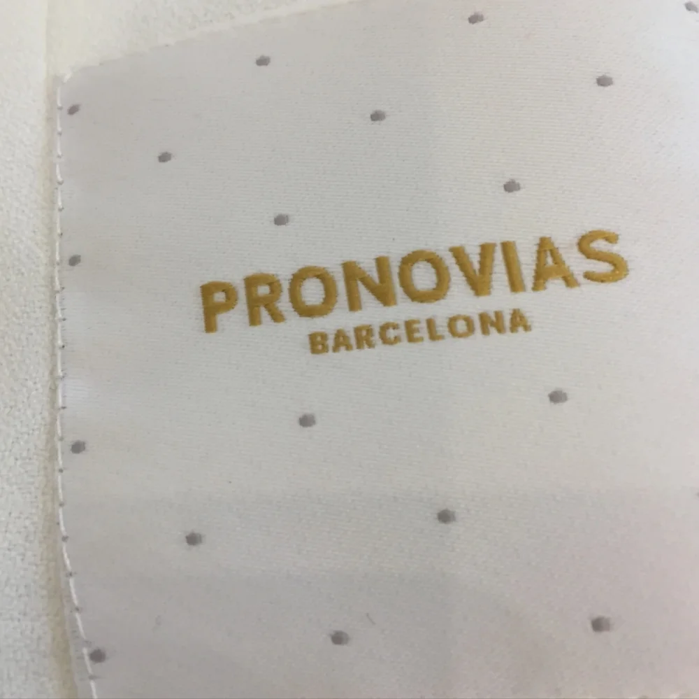 👰PRONOVIAS Maricel 💒 Bridal Wedding Gown Dress Size 16 (like 12 street style) - Picture 5 of 15